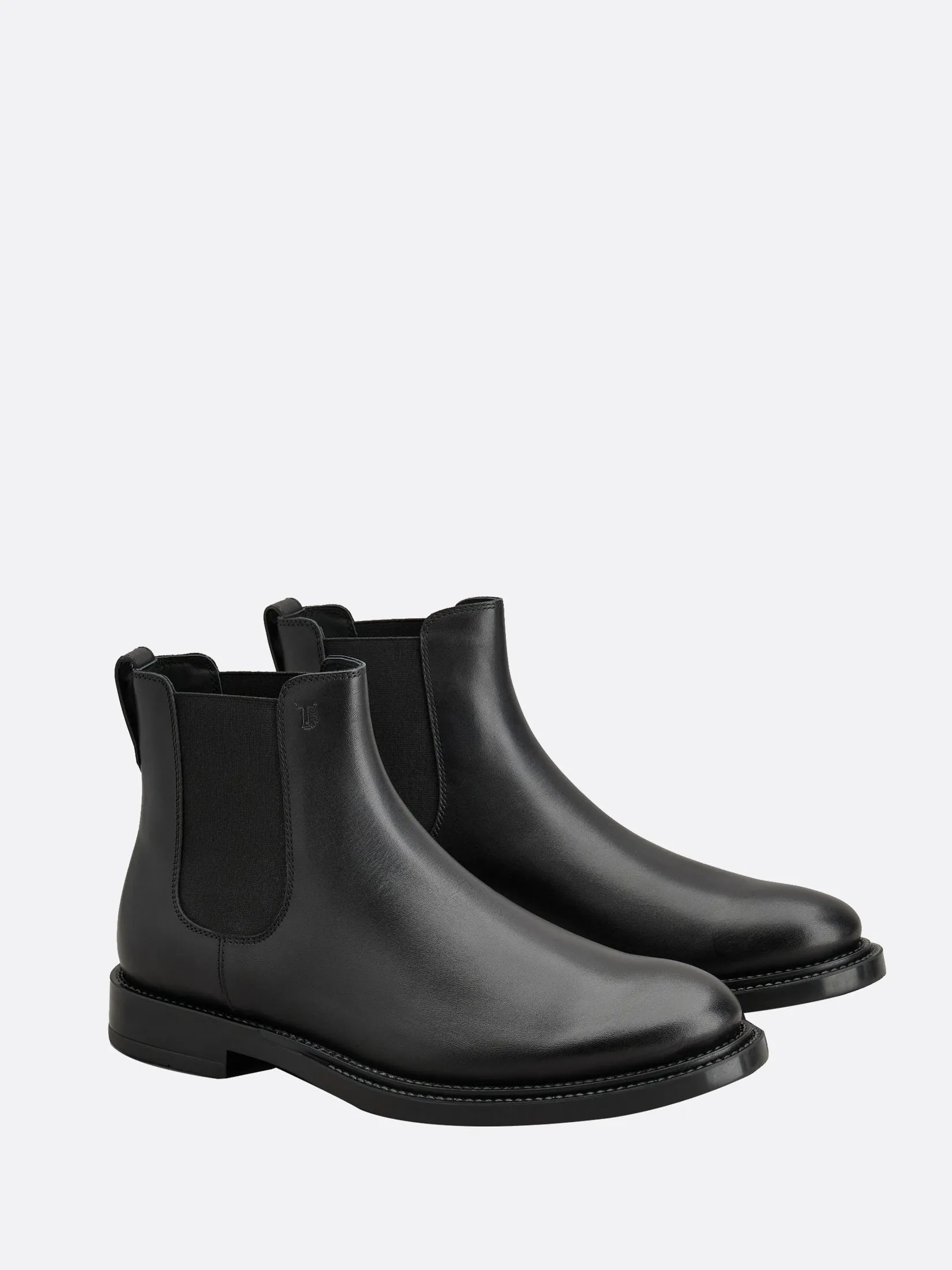 Chelsea Boots in Leather