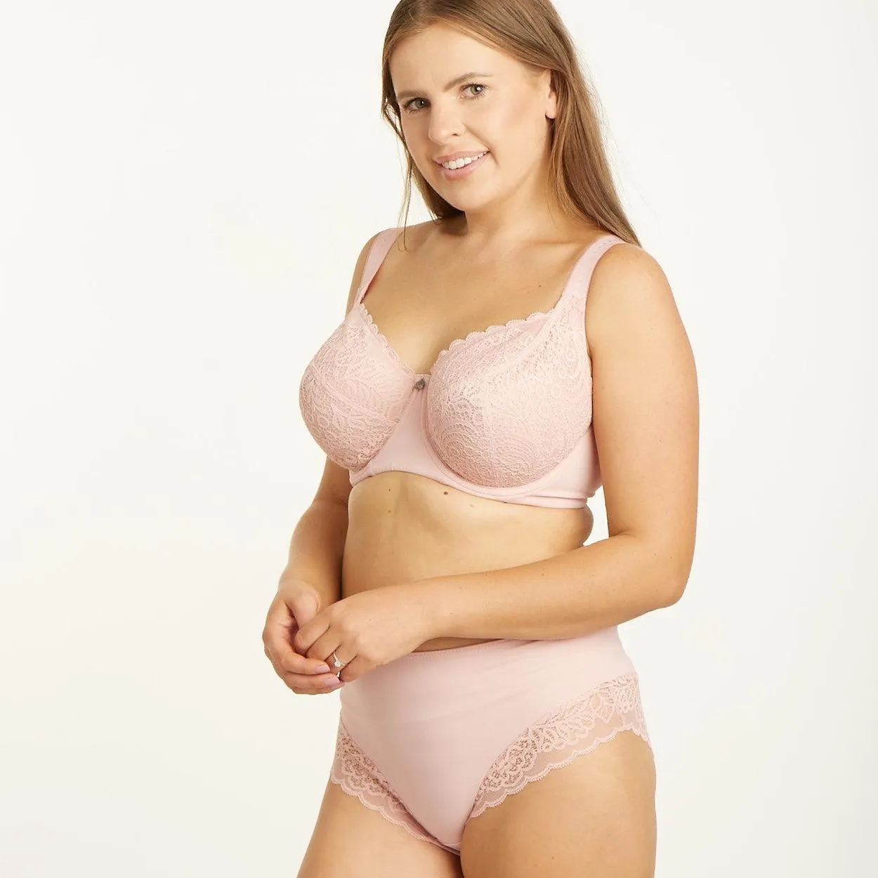 Lily Lace Premium Support Bra - Blush Pink