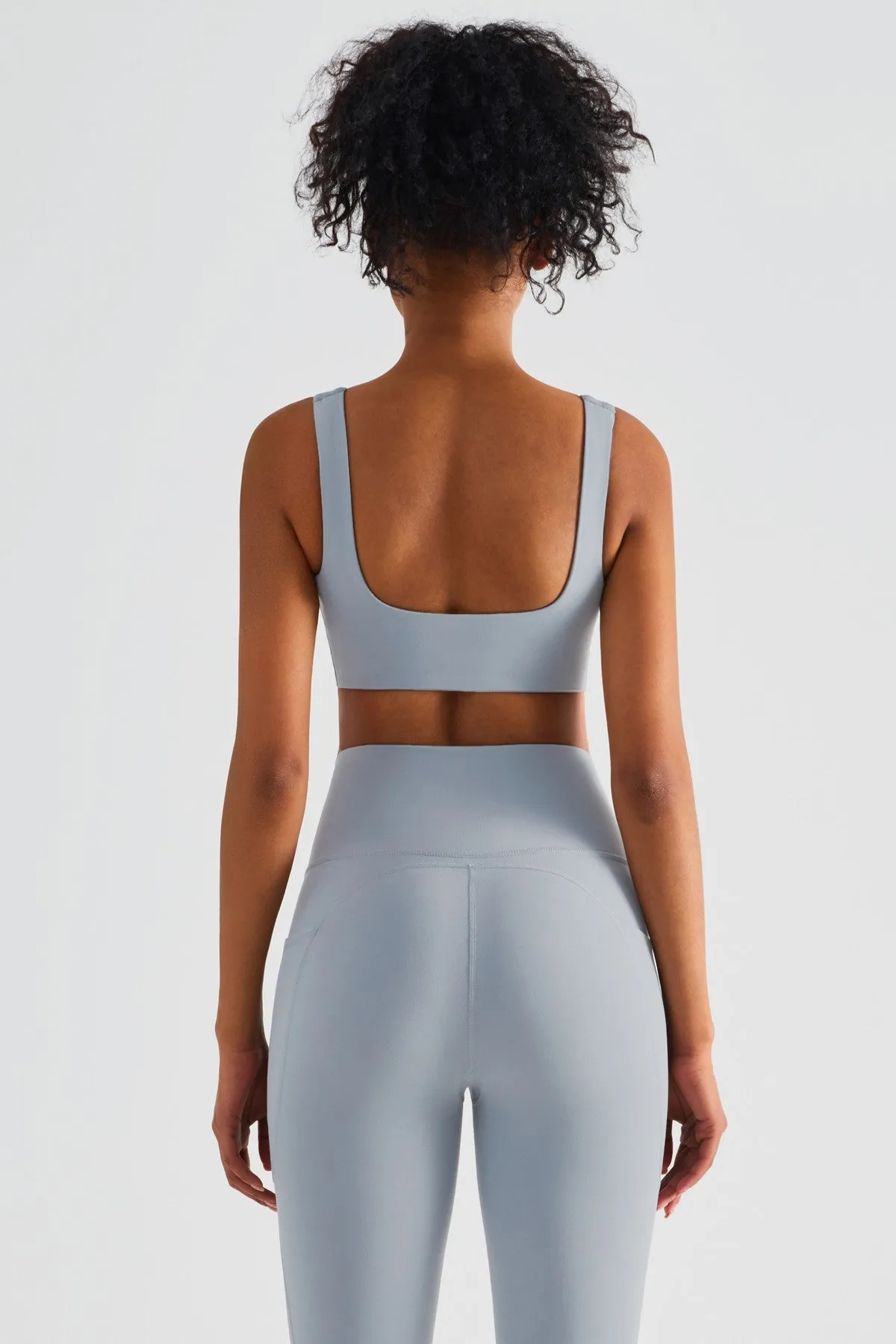 Straight Straps Backless Sports Bra