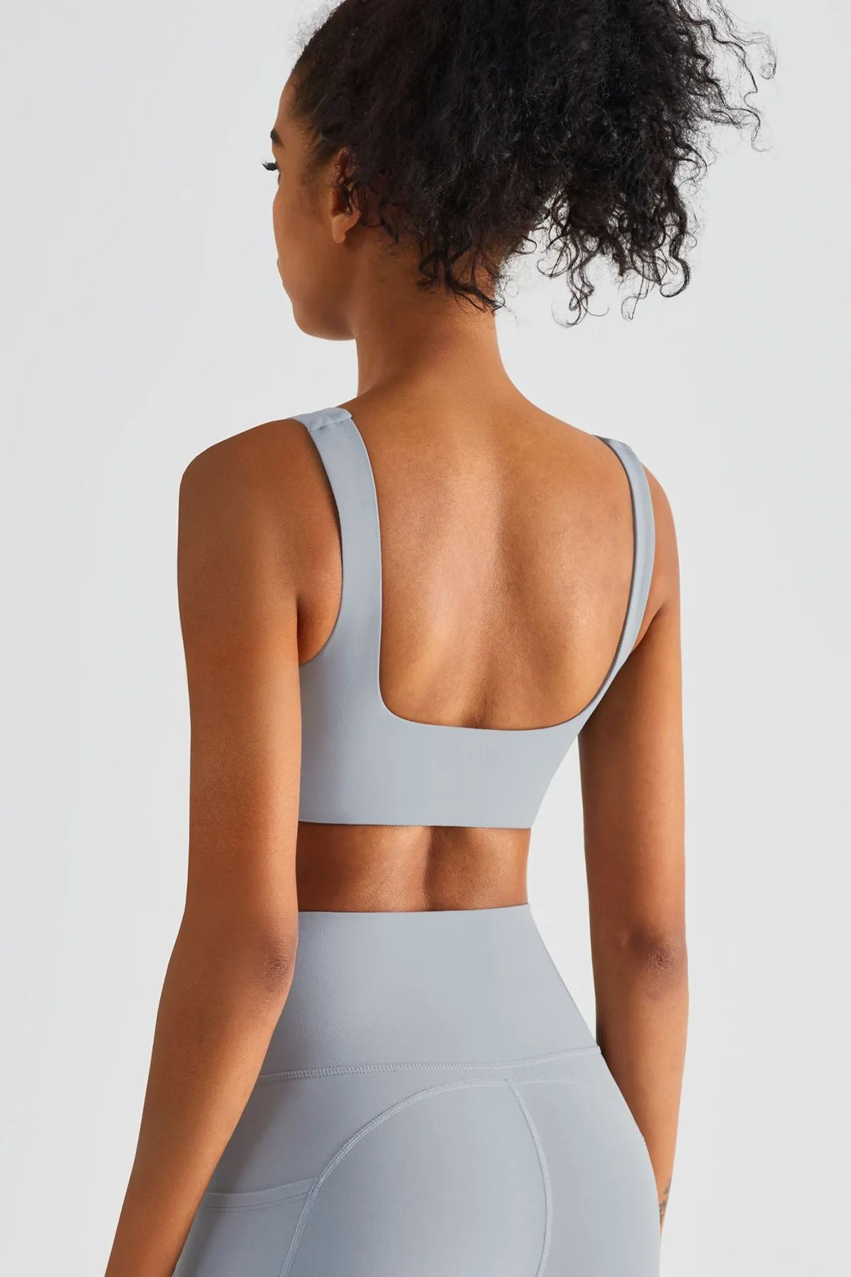 Straight Straps Backless Sports Bra