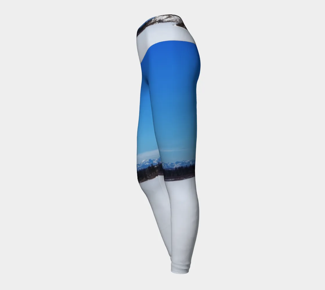 Women's Yoga Leggings - Glenmore Reservoir Winter